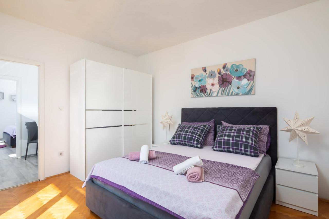 Sky Way Apartments 杜基拉特 外观 照片