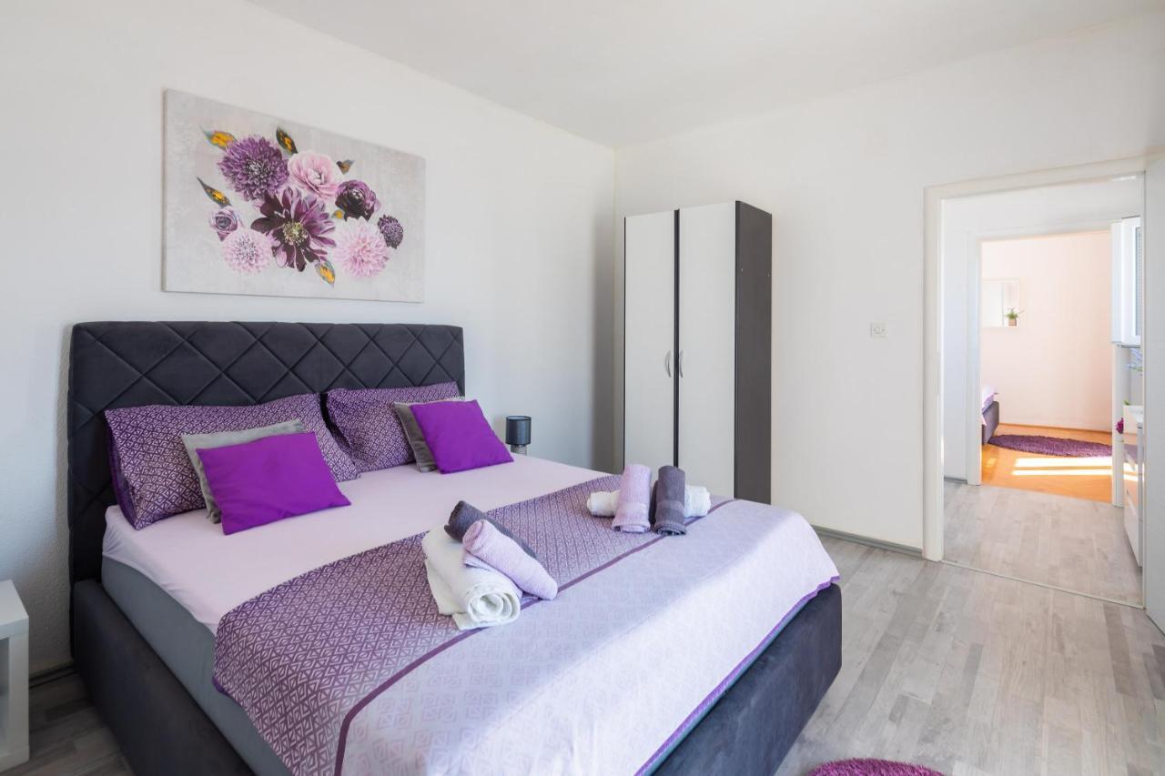 Sky Way Apartments 杜基拉特 外观 照片