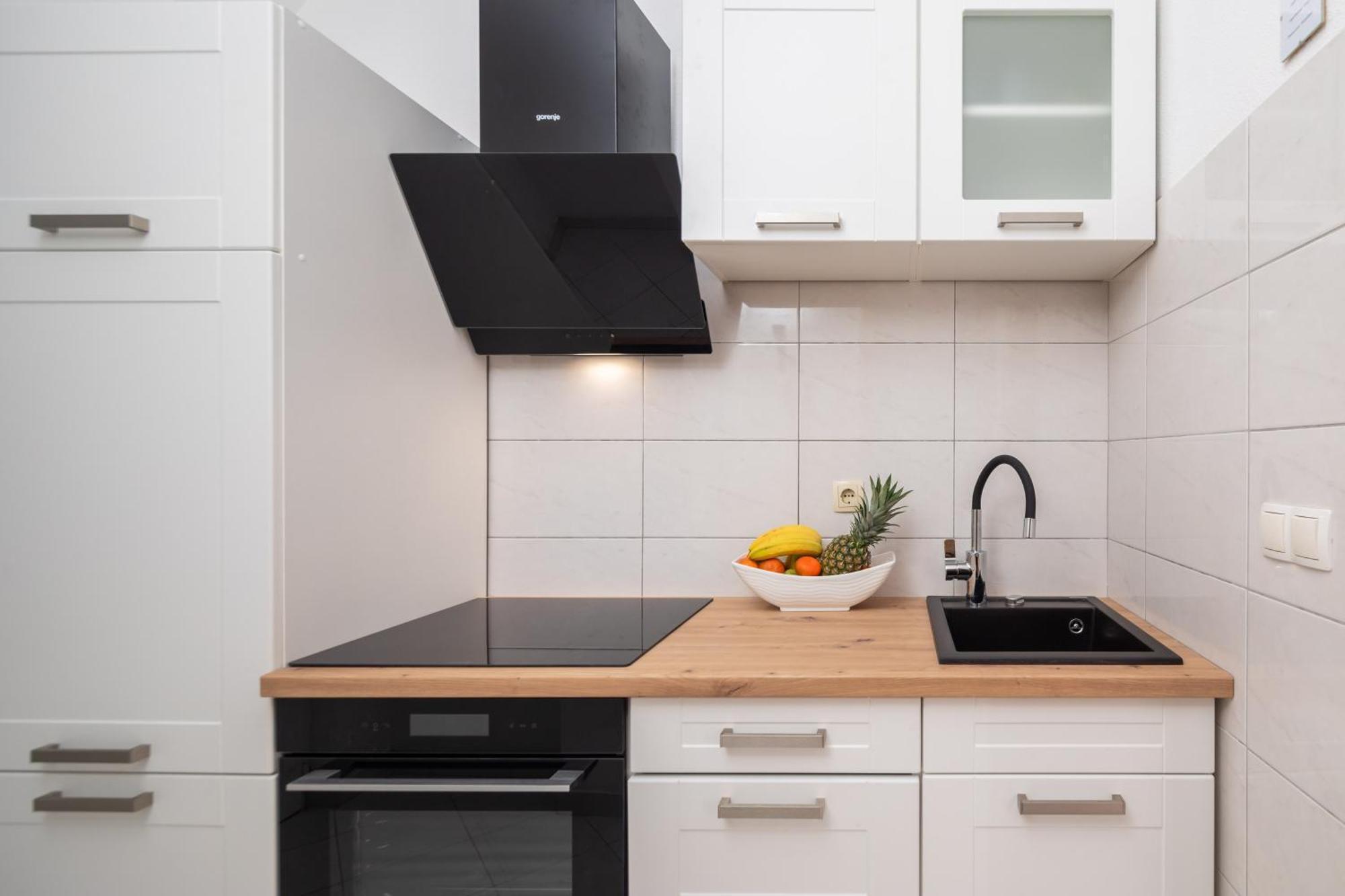 Sky Way Apartments 杜基拉特 外观 照片